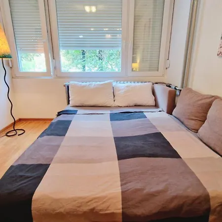 Eliot Apartment
