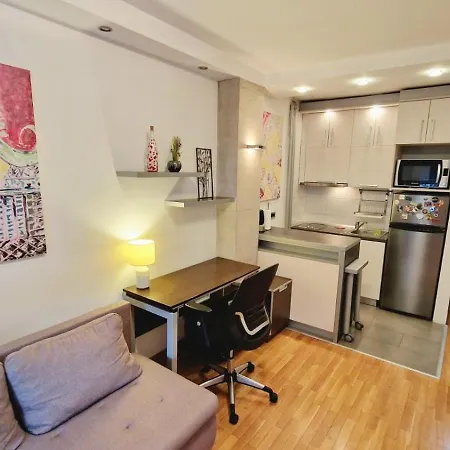 Eliot Apartment *